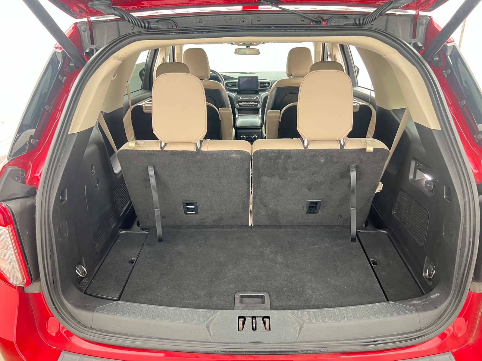 Thumbnail: 2020 Ford Explorer - 7