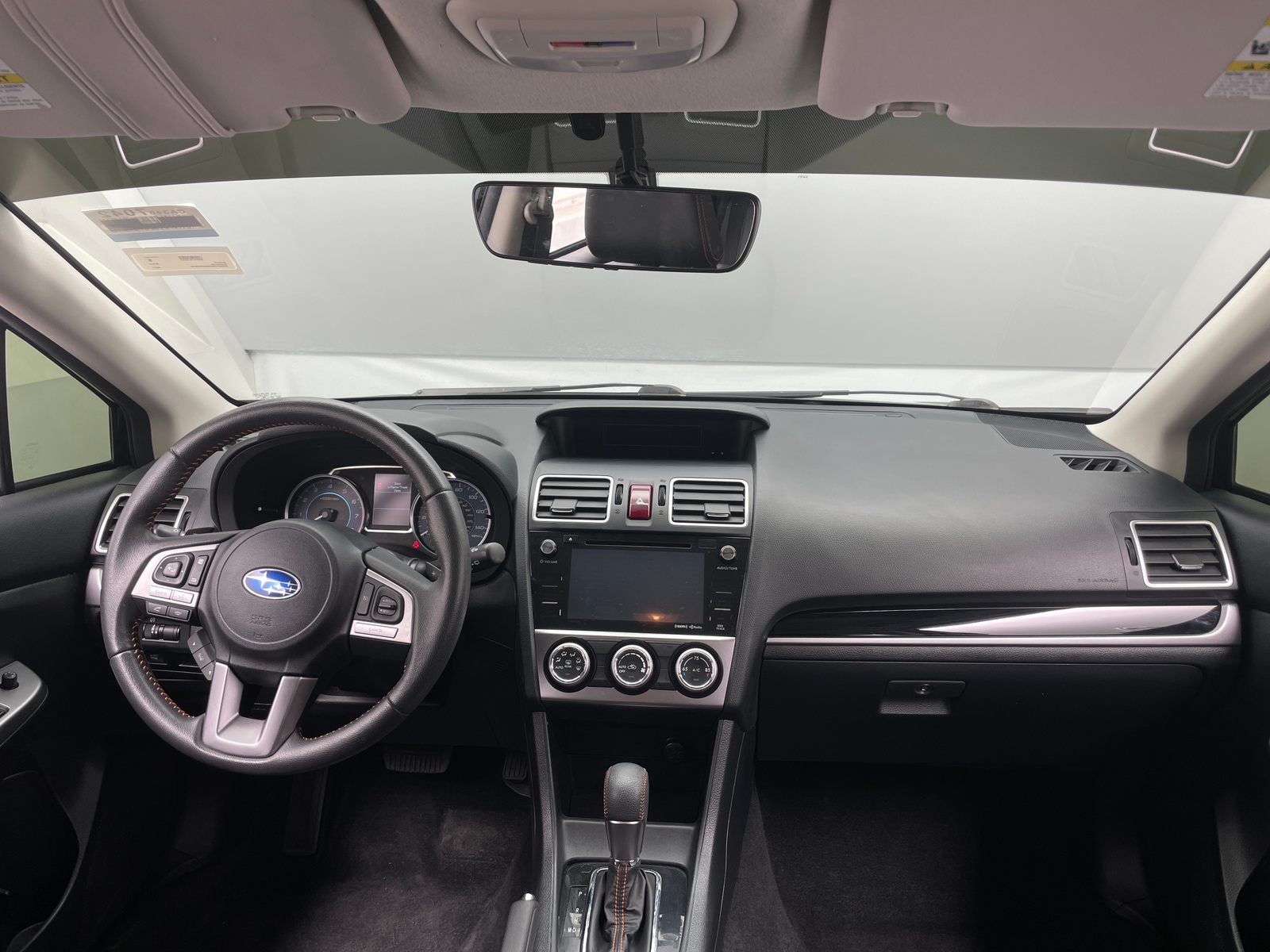 Thumbnail: 2017 Subaru Crosstrek - 3