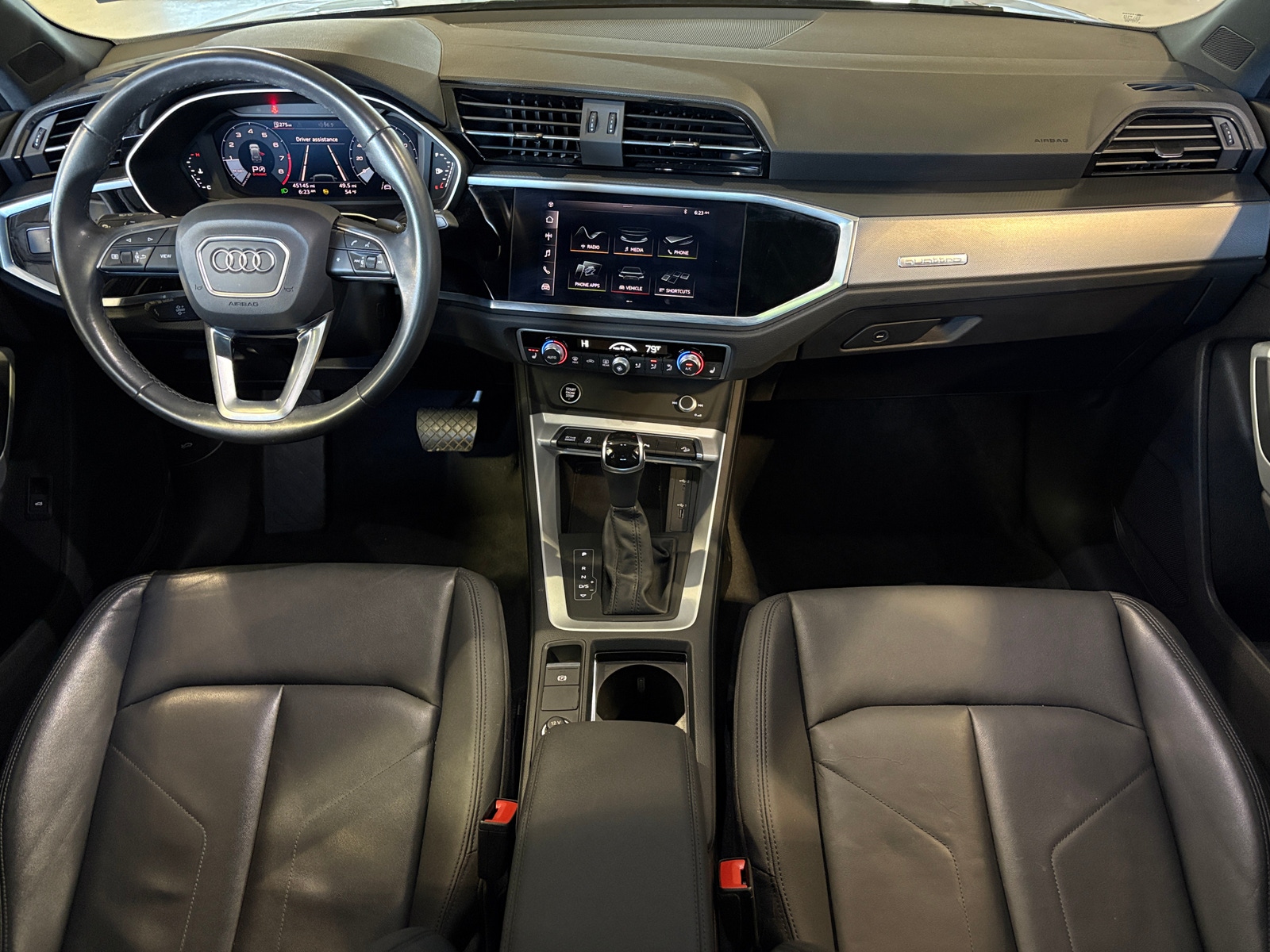 Thumbnail: 2021 Audi Q3 - 2