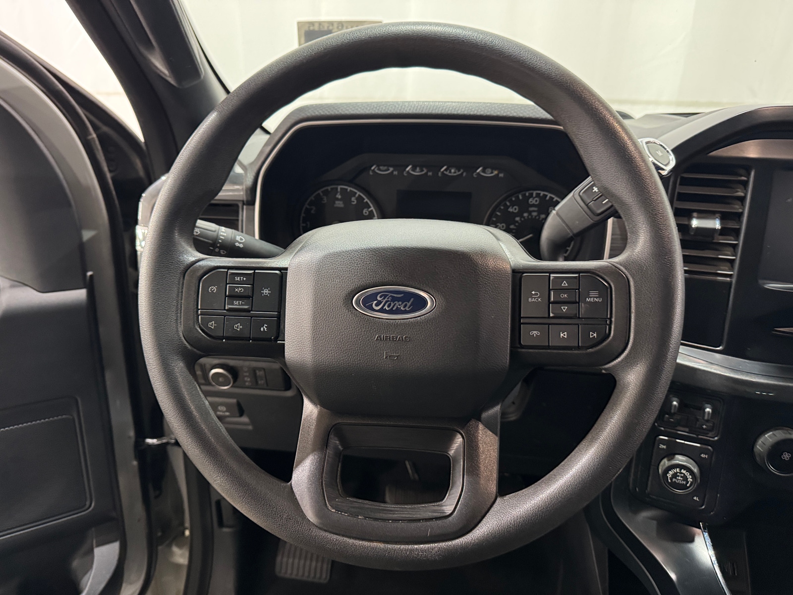 Thumbnail: 2023 Ford Econoline - 5