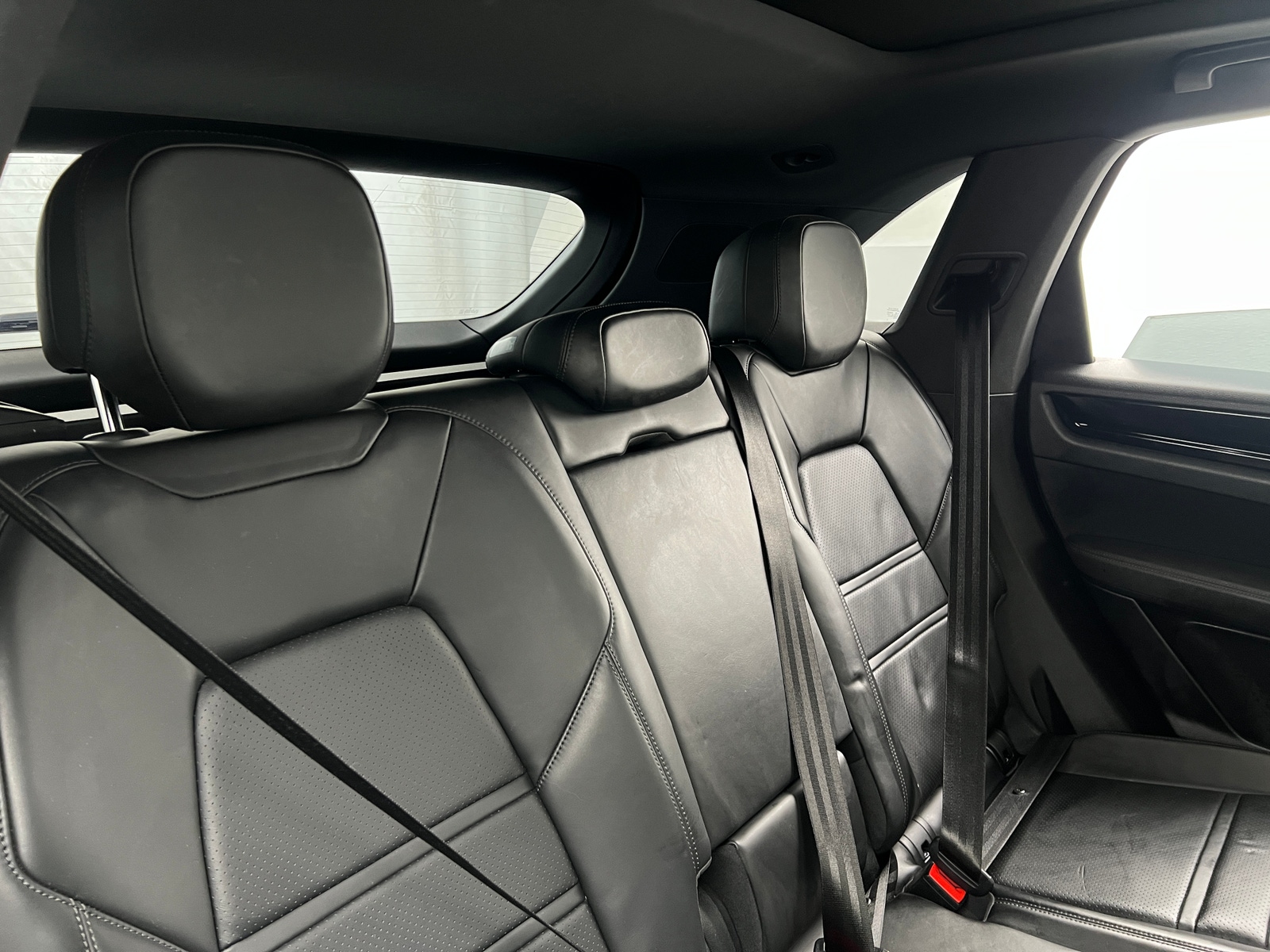 Thumbnail: 2020 Porsche Cayenne - 5