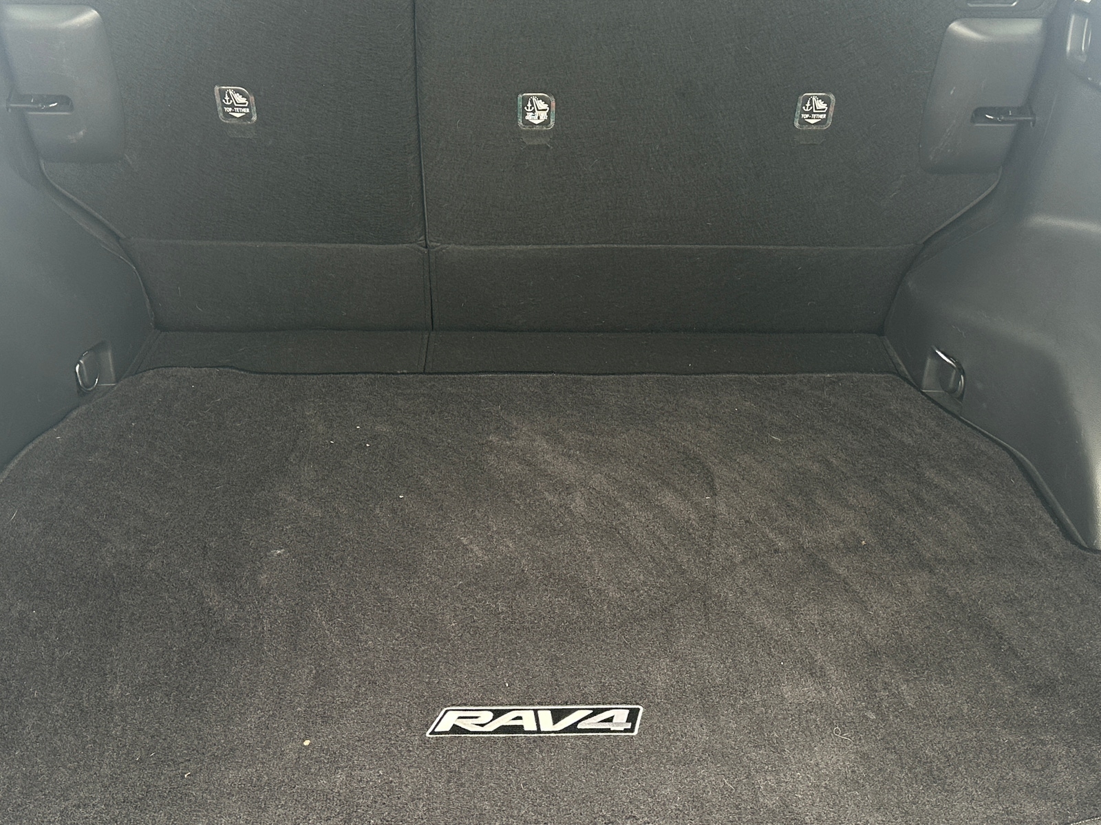 Thumbnail: 2019 Toyota RAV4 - 7