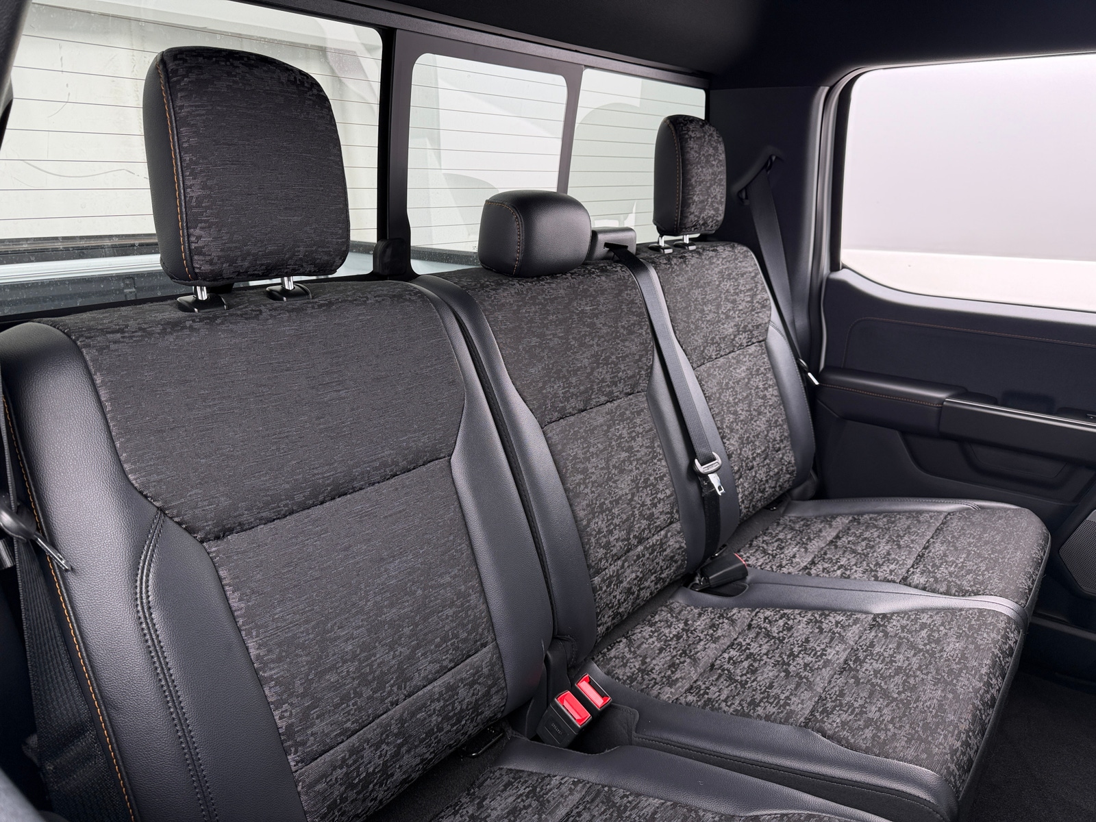 Thumbnail: 2025 Ford Econoline - 6