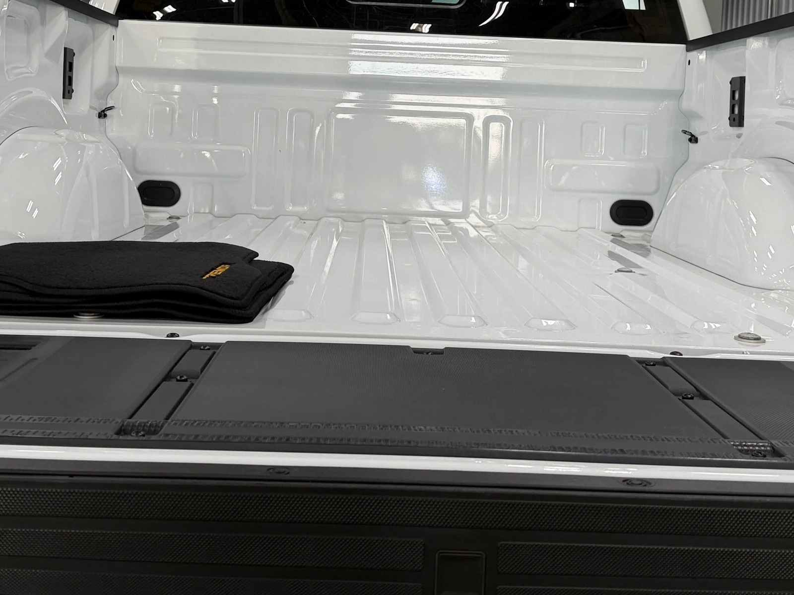 Thumbnail: 2025 Ford Econoline - 7
