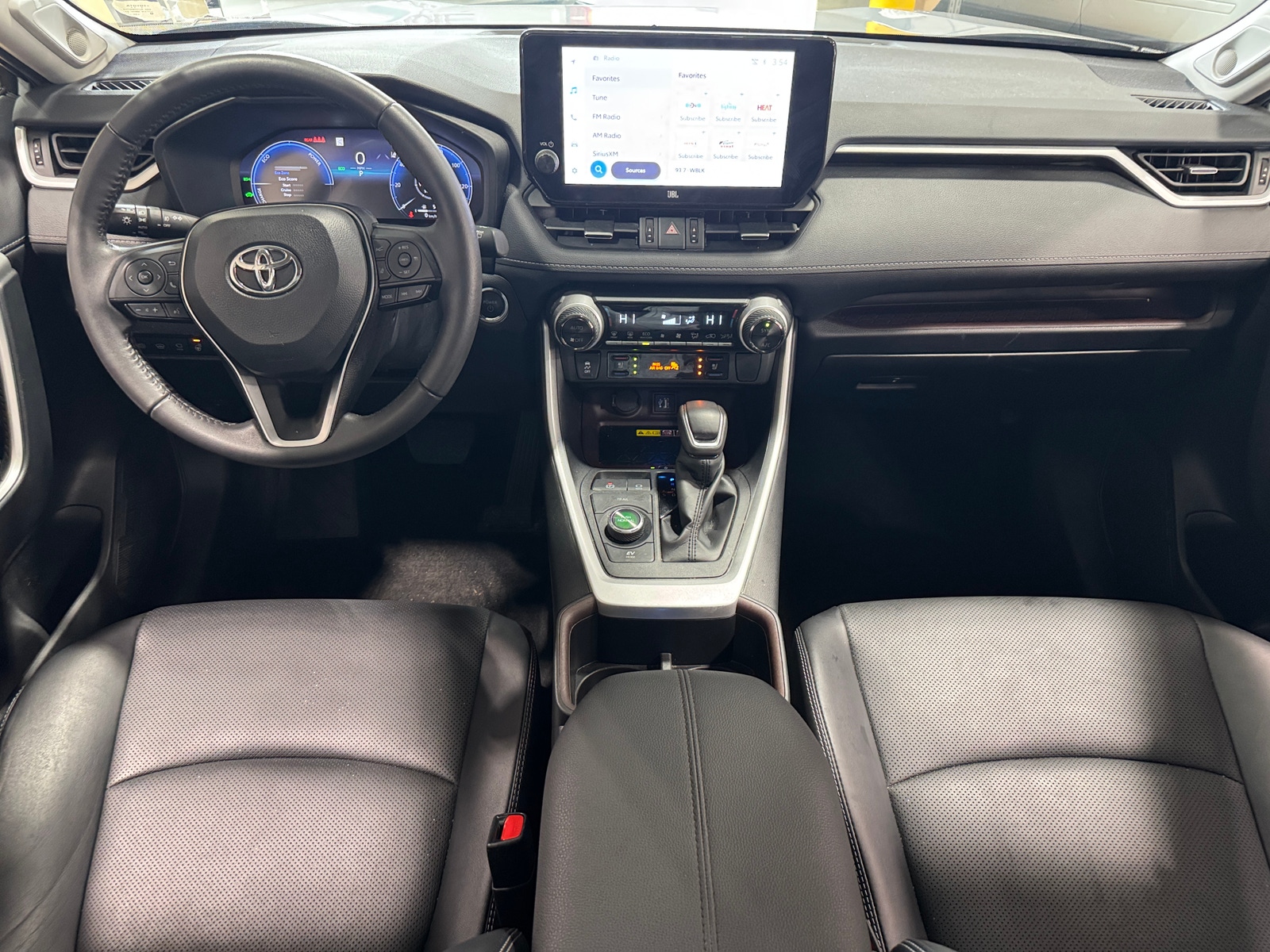 Thumbnail: 2024 Toyota RAV4 - 2
