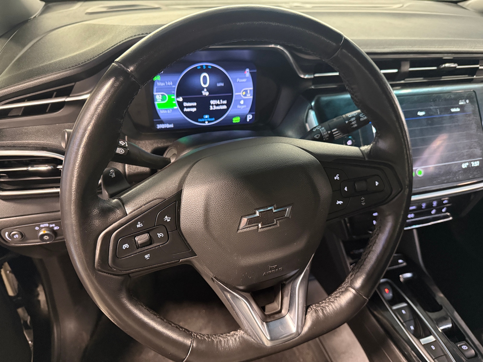 Thumbnail: 2023 Chevrolet Bolt EV - 4