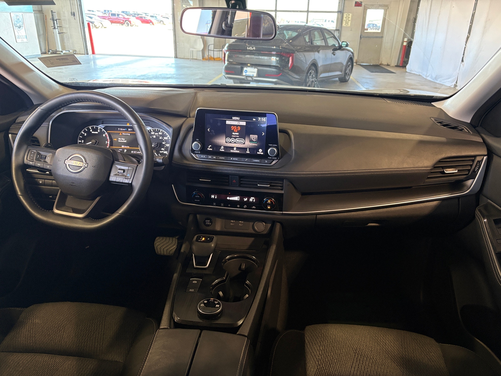 Thumbnail: 2025 Nissan Rogue - 3