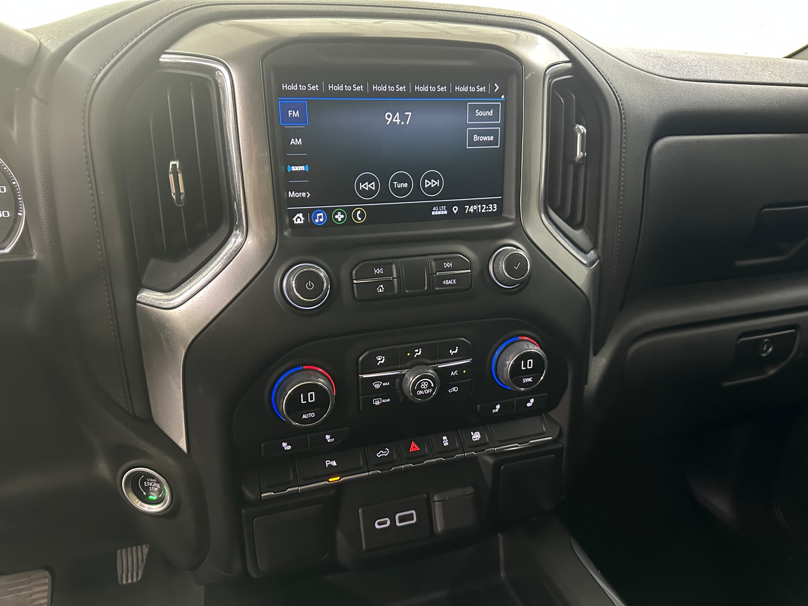 Thumbnail: 2022 Chevrolet Silverado 1500 - 4
