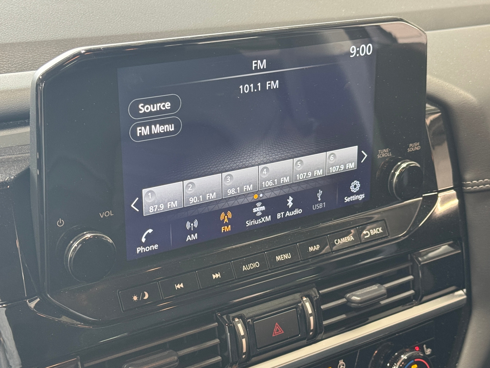 Thumbnail: 2023 Nissan Pathfinder - 3