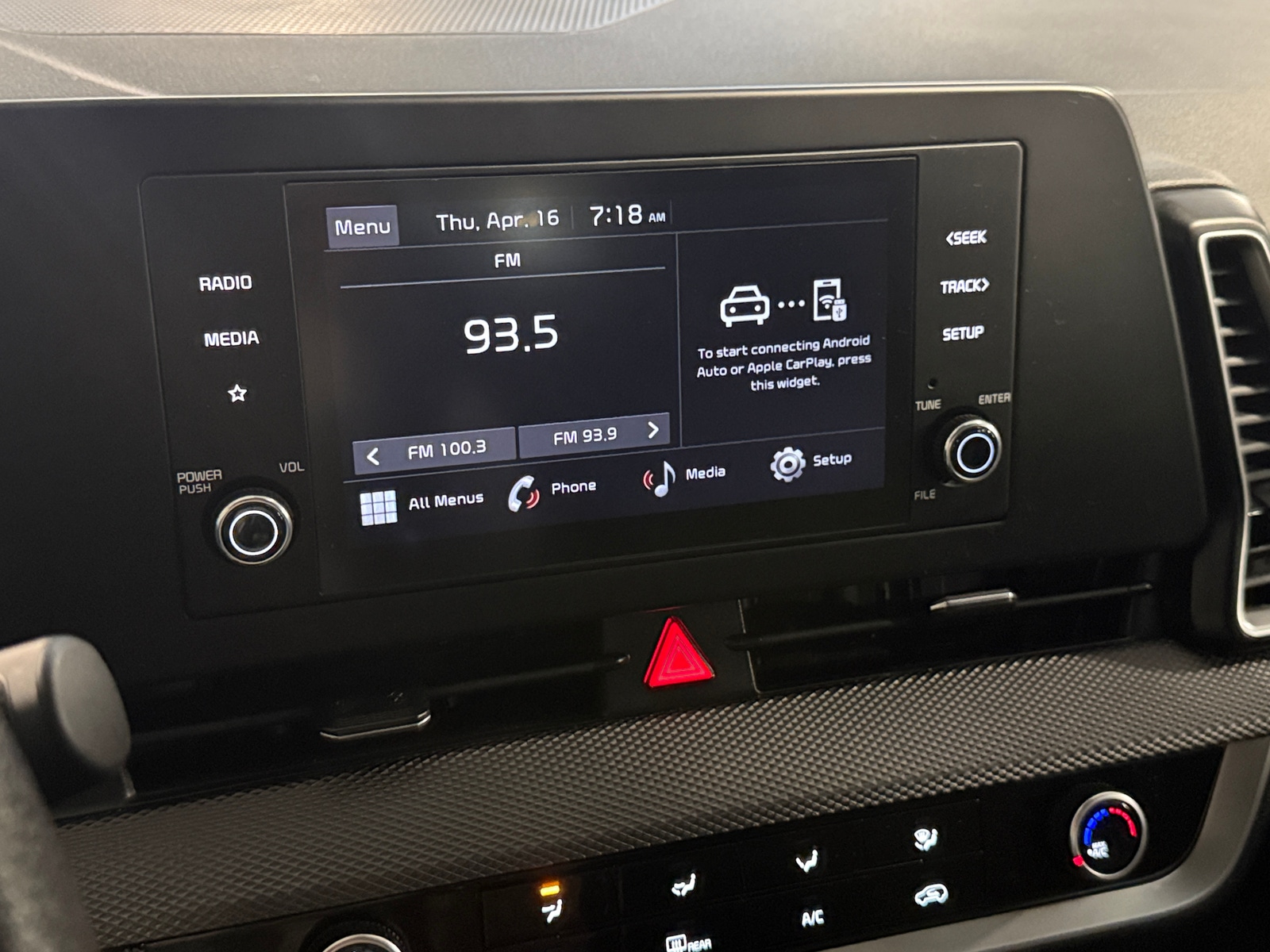 Thumbnail: 2025 Kia Sportage - 4