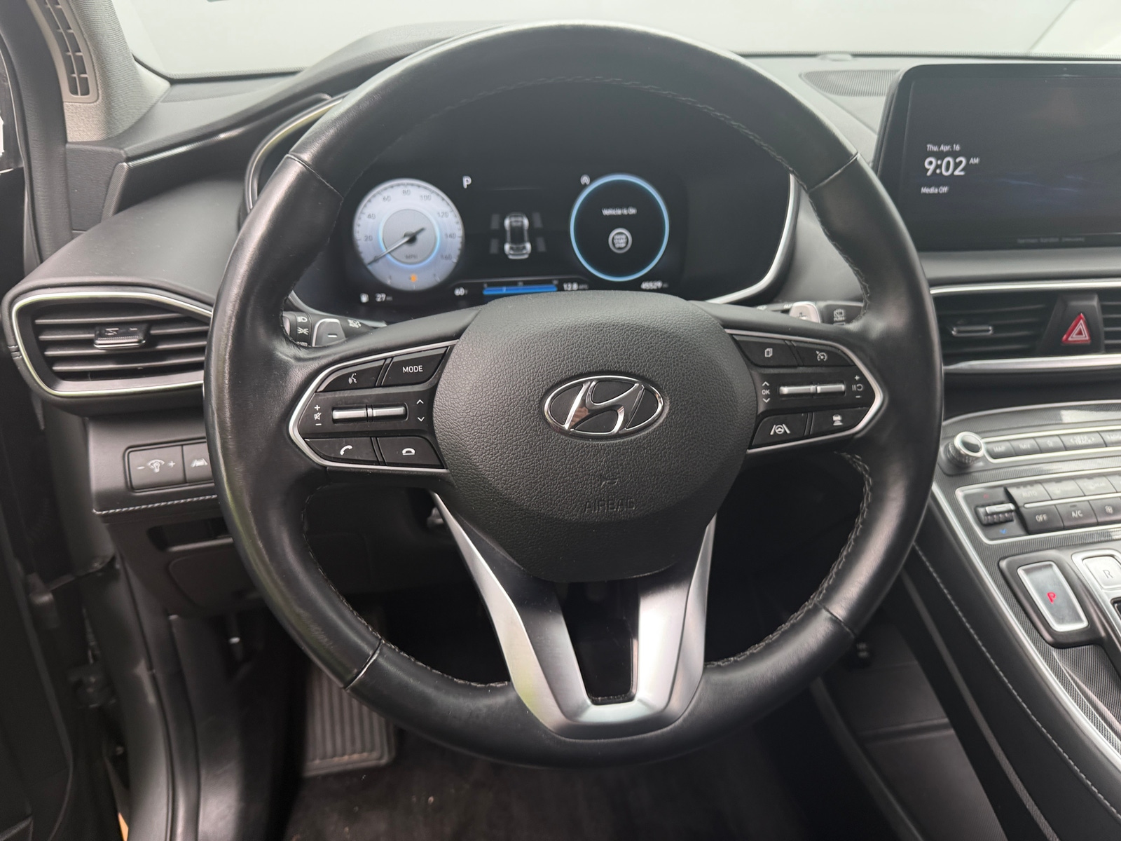 Thumbnail: 2022 Hyundai Santa Fe - 4