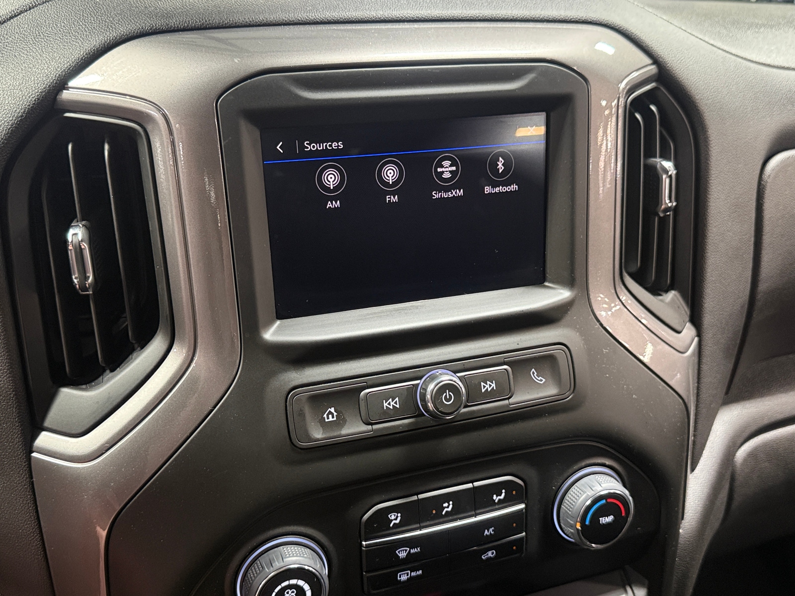 Thumbnail: 2026 Chevrolet Silverado 1500 - 4