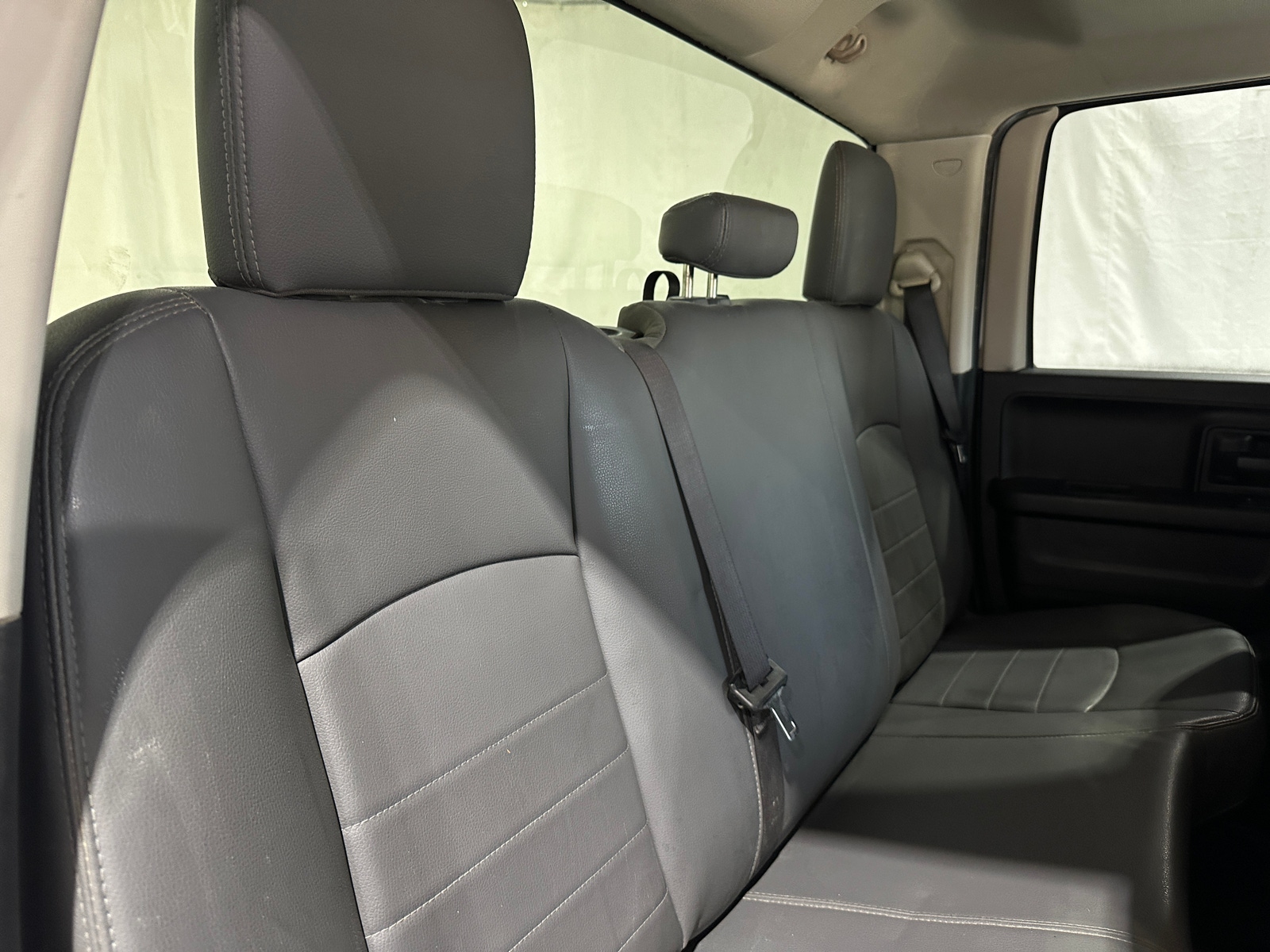 Thumbnail: 2019 RAM 1500 Classic - 6