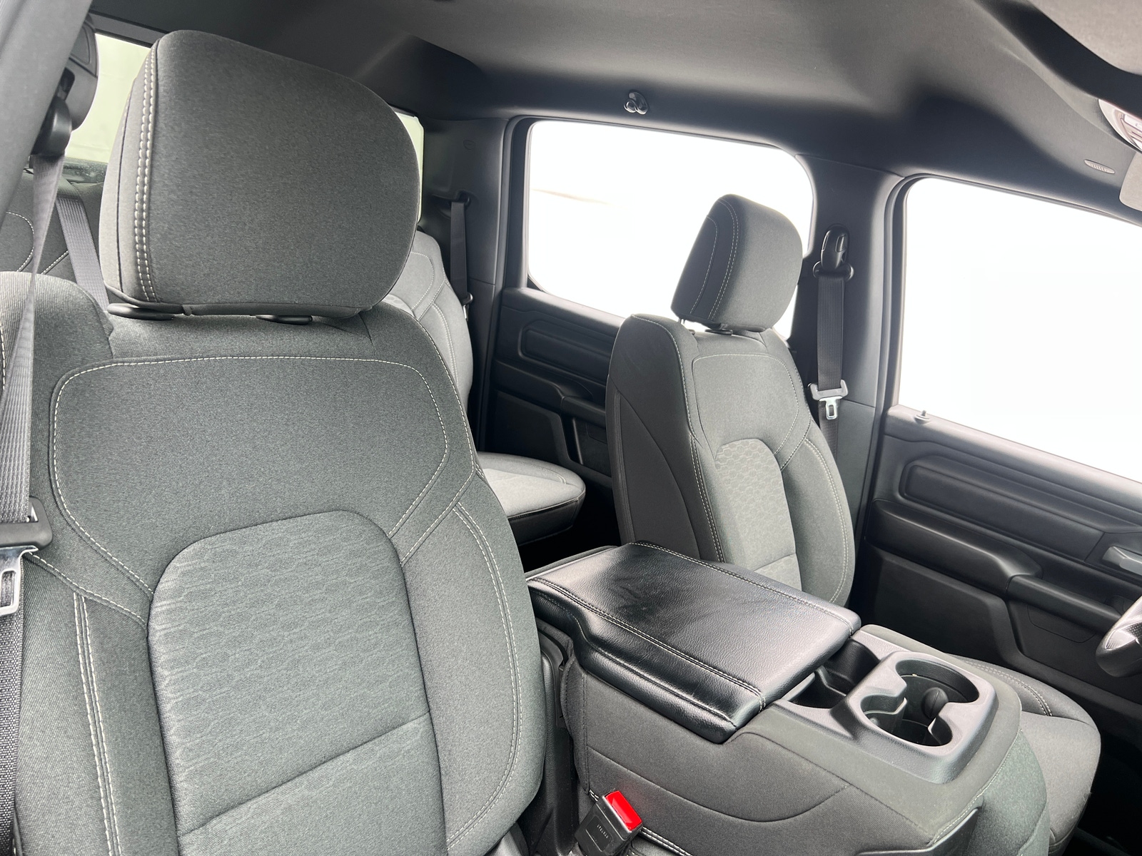 Thumbnail: 2025 RAM 1500 - 2