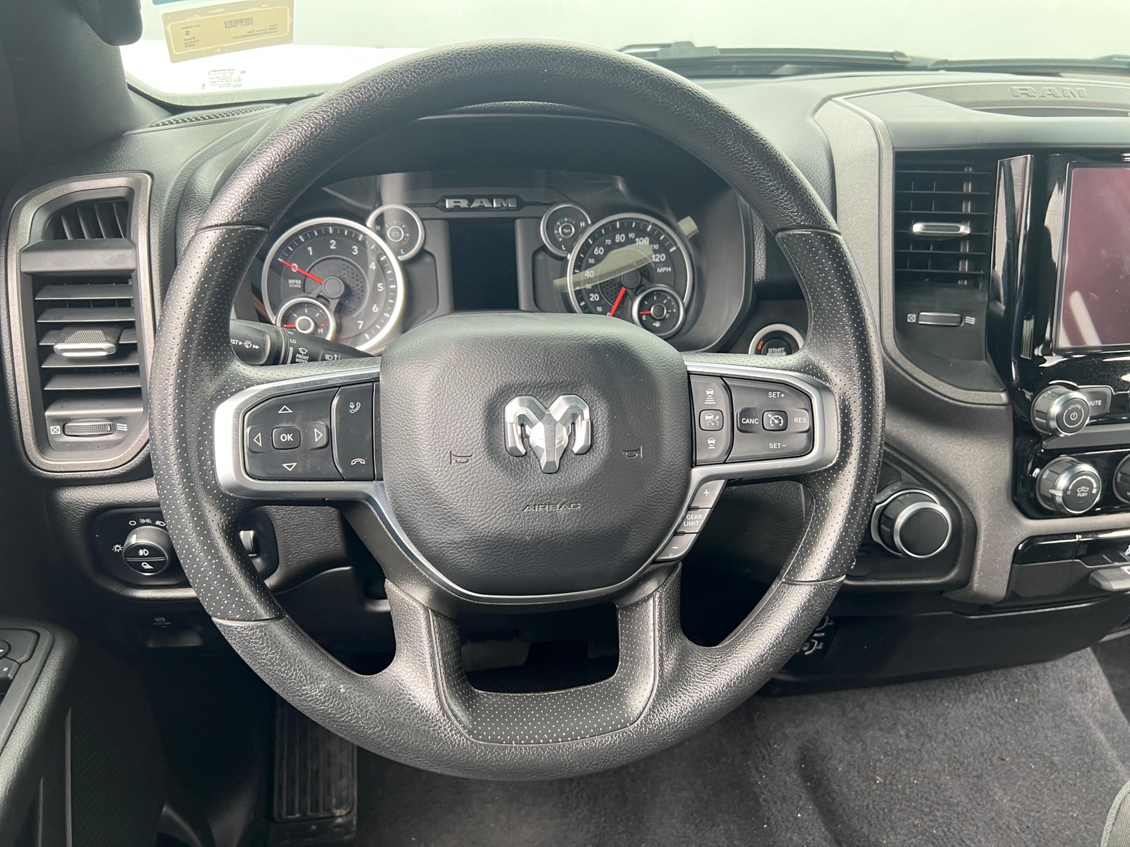 Thumbnail: 2025 RAM 1500 - 5