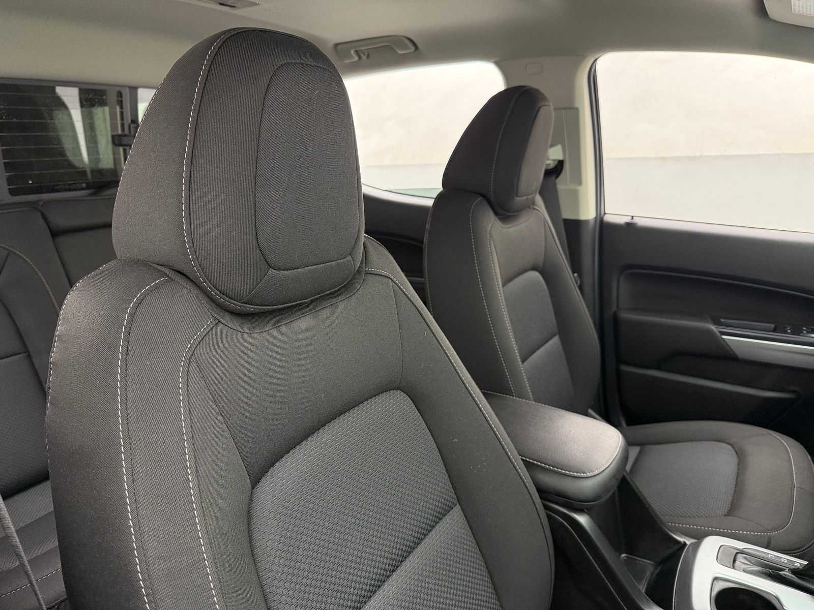 Thumbnail: 2022 Chevrolet Colorado - 2