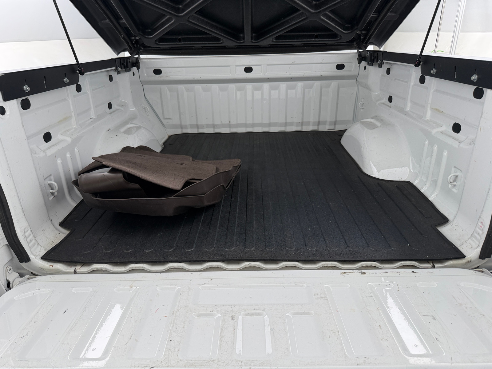 Thumbnail: 2018 GMC Canyon - 6