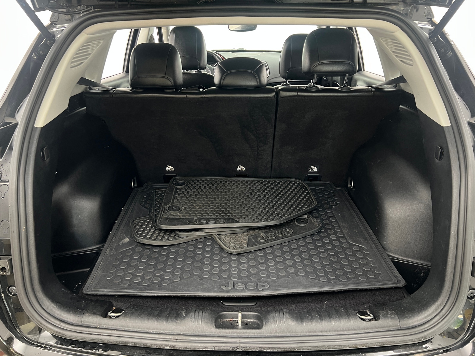 Thumbnail: 2018 Jeep Compass - 7