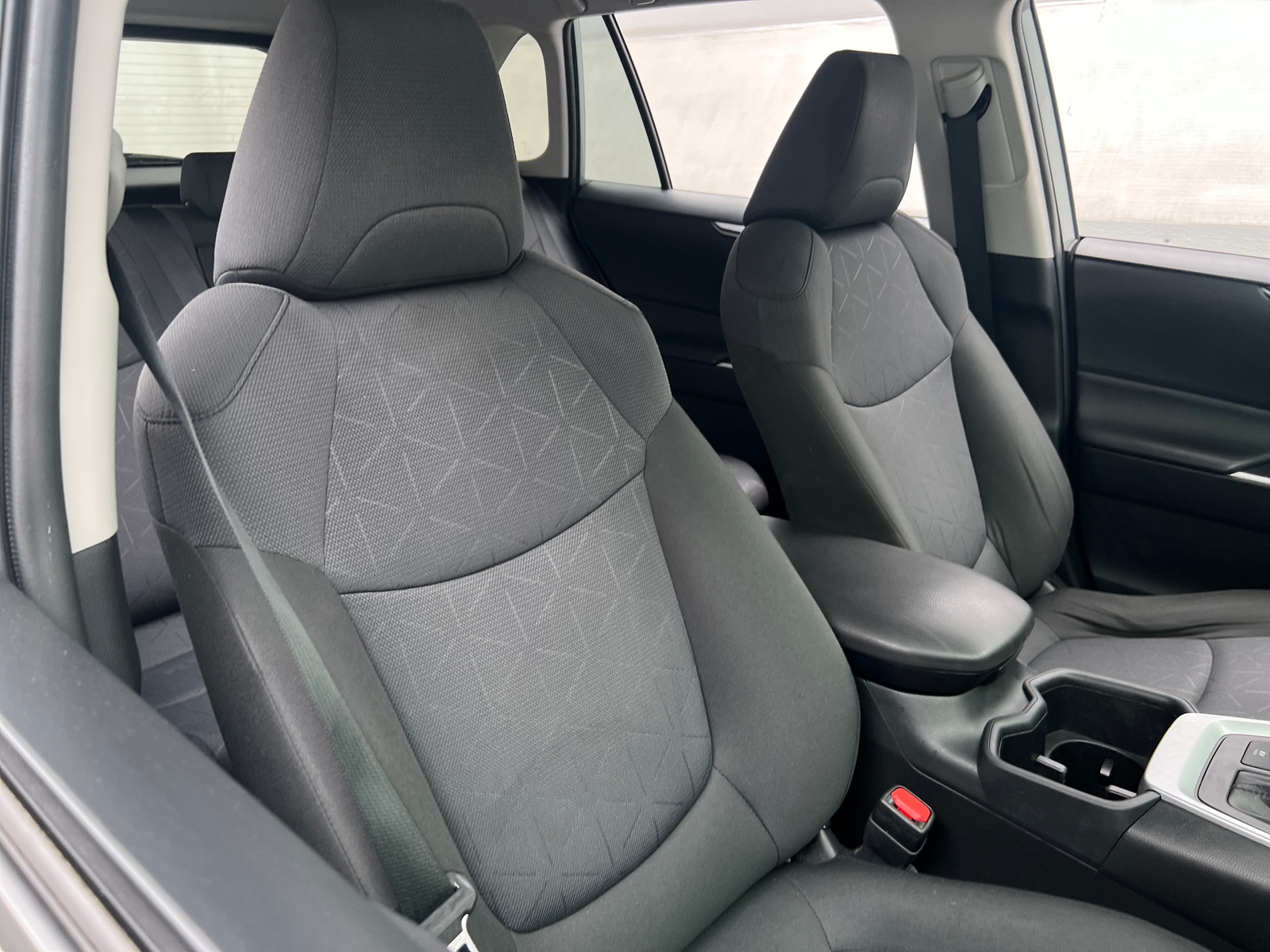 Thumbnail: 2022 Toyota RAV4 - 2