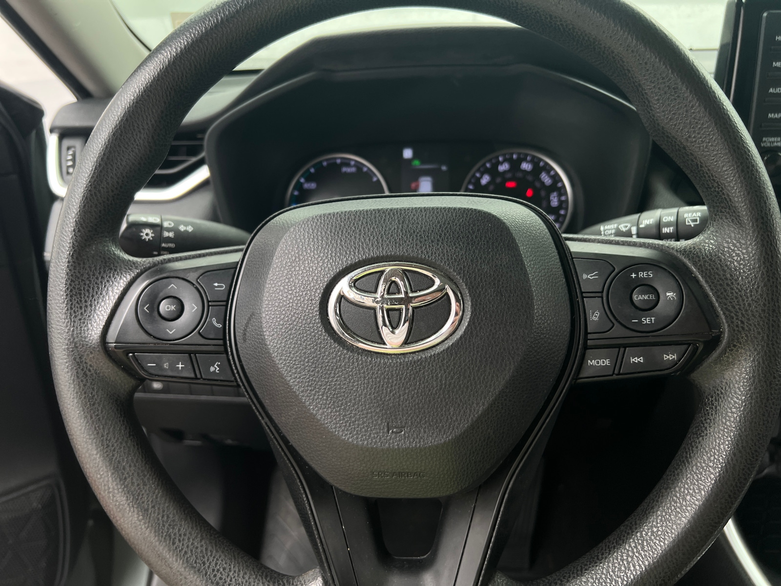 Thumbnail: 2022 Toyota RAV4 - 5