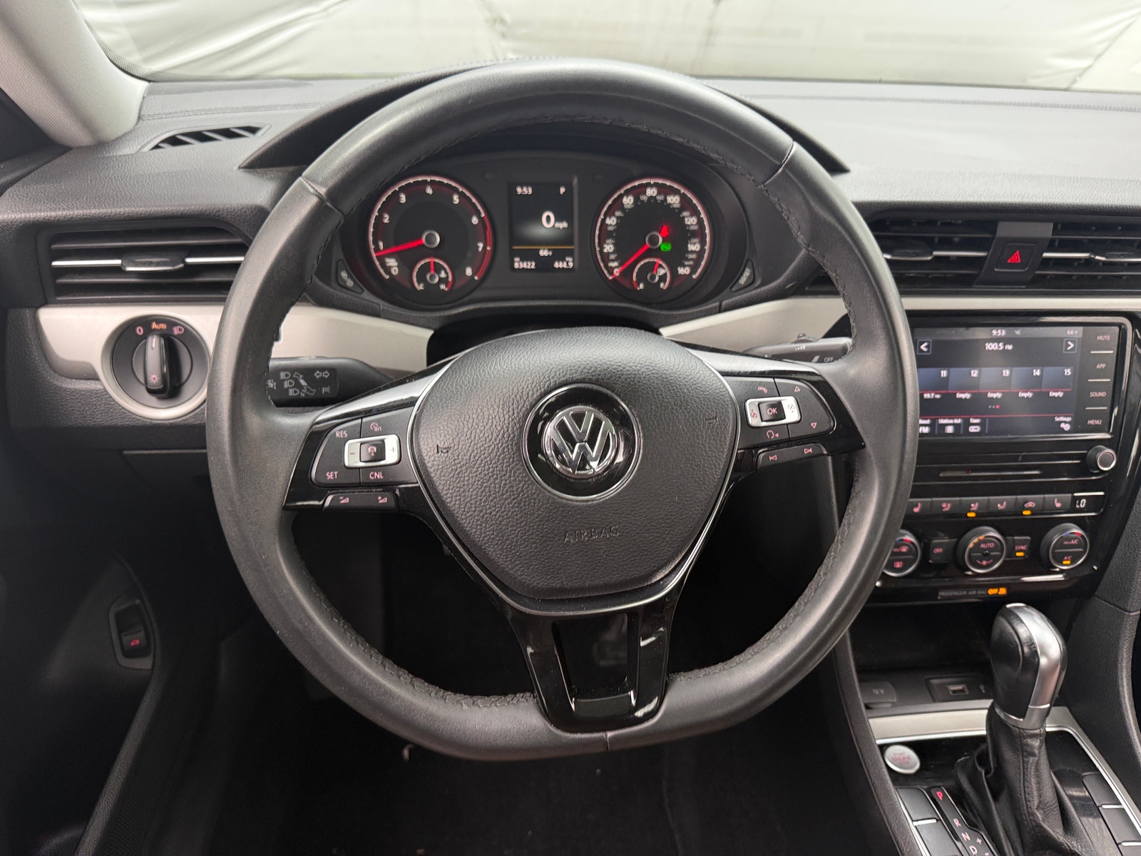 Thumbnail: 2021 Volkswagen Passat - 4