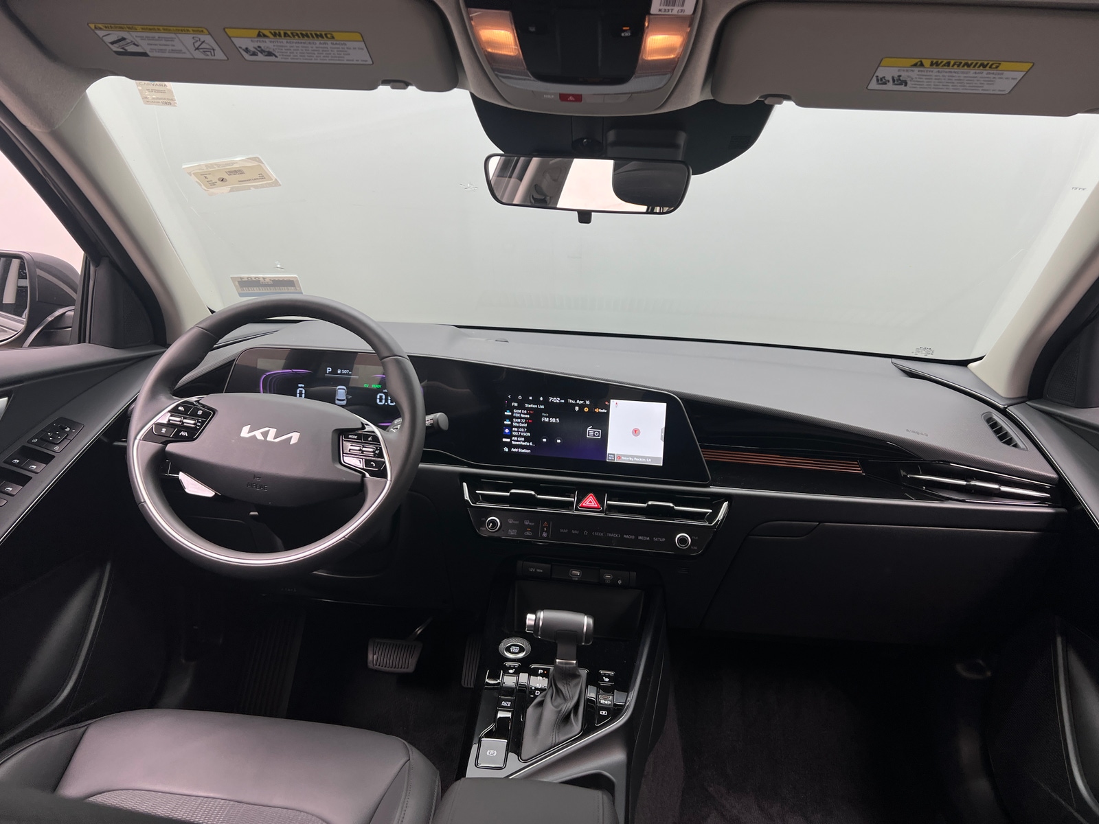 Thumbnail: 2025 Kia Niro - 3