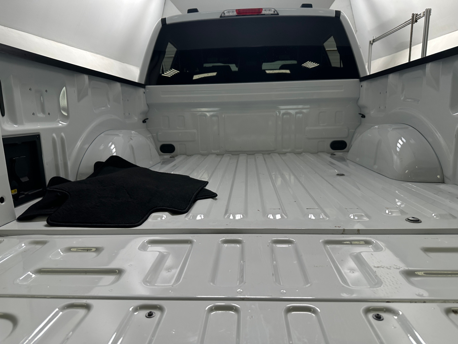 Thumbnail: 2025 Ford Econoline - 6