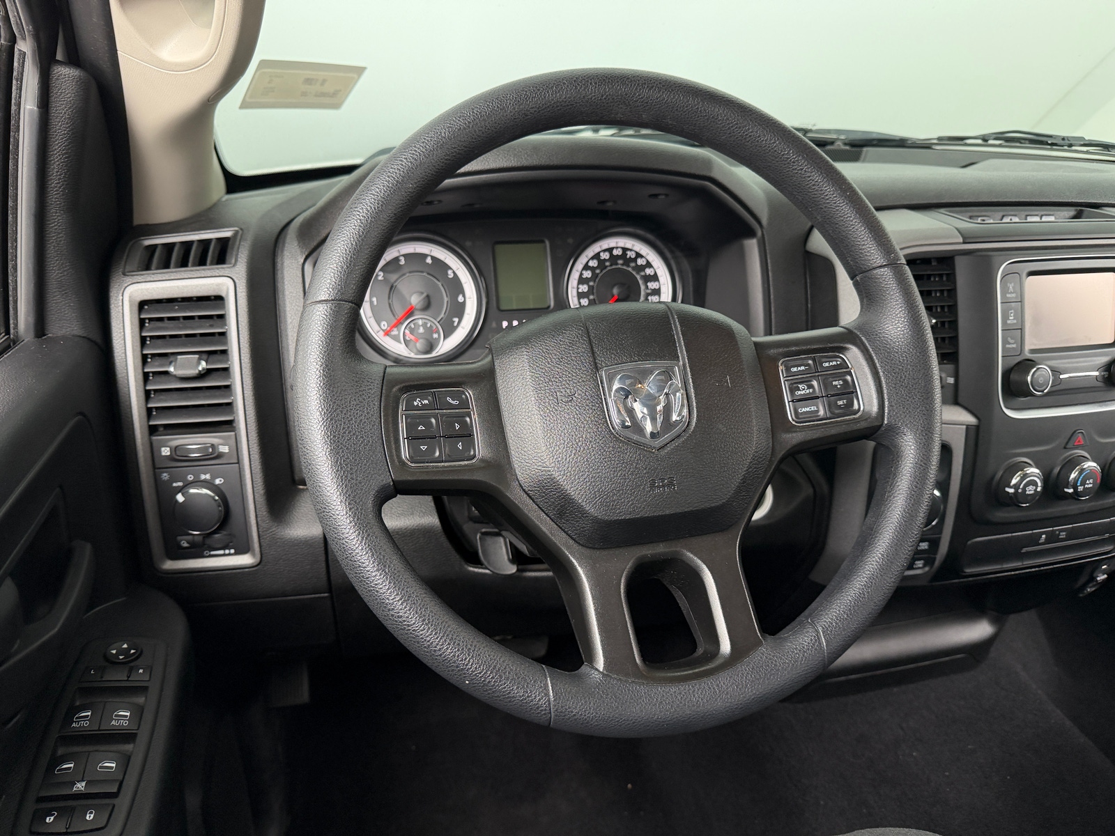 Thumbnail: 2022 RAM 1500 Classic - 5