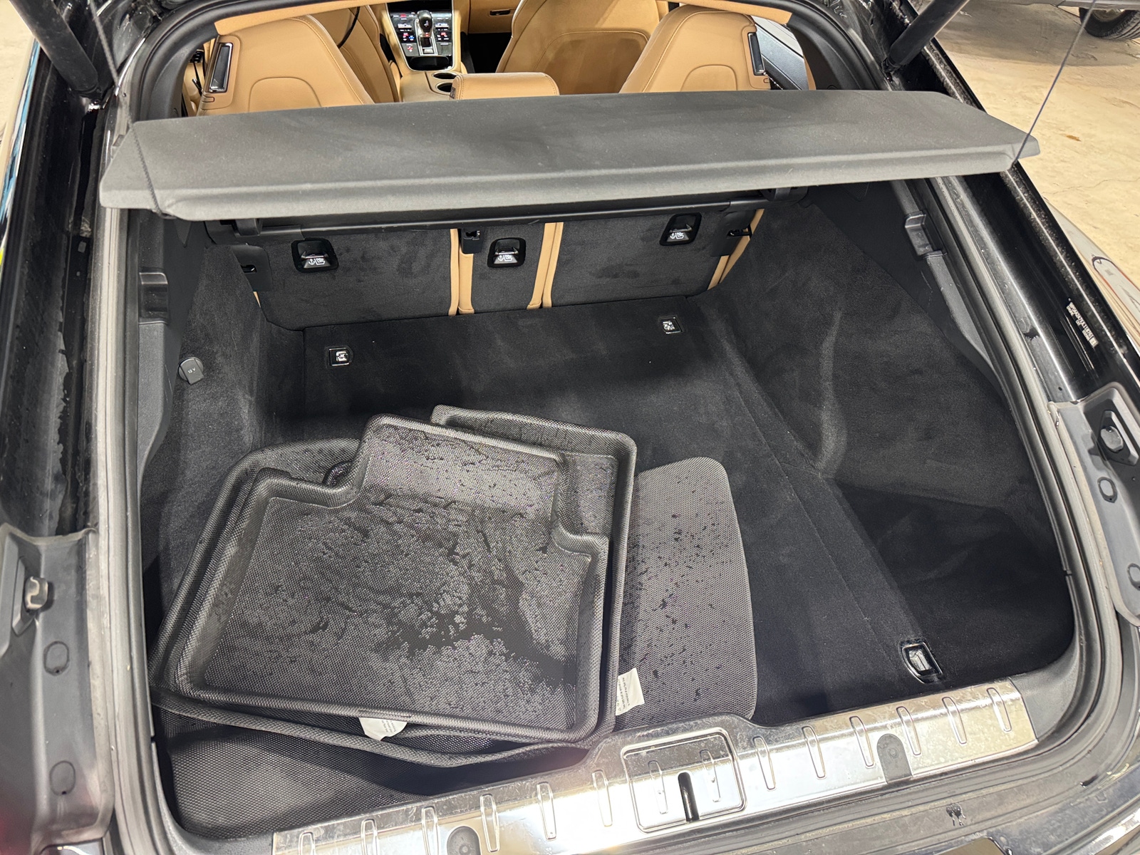 Thumbnail: 2018 Porsche Panamera - 6