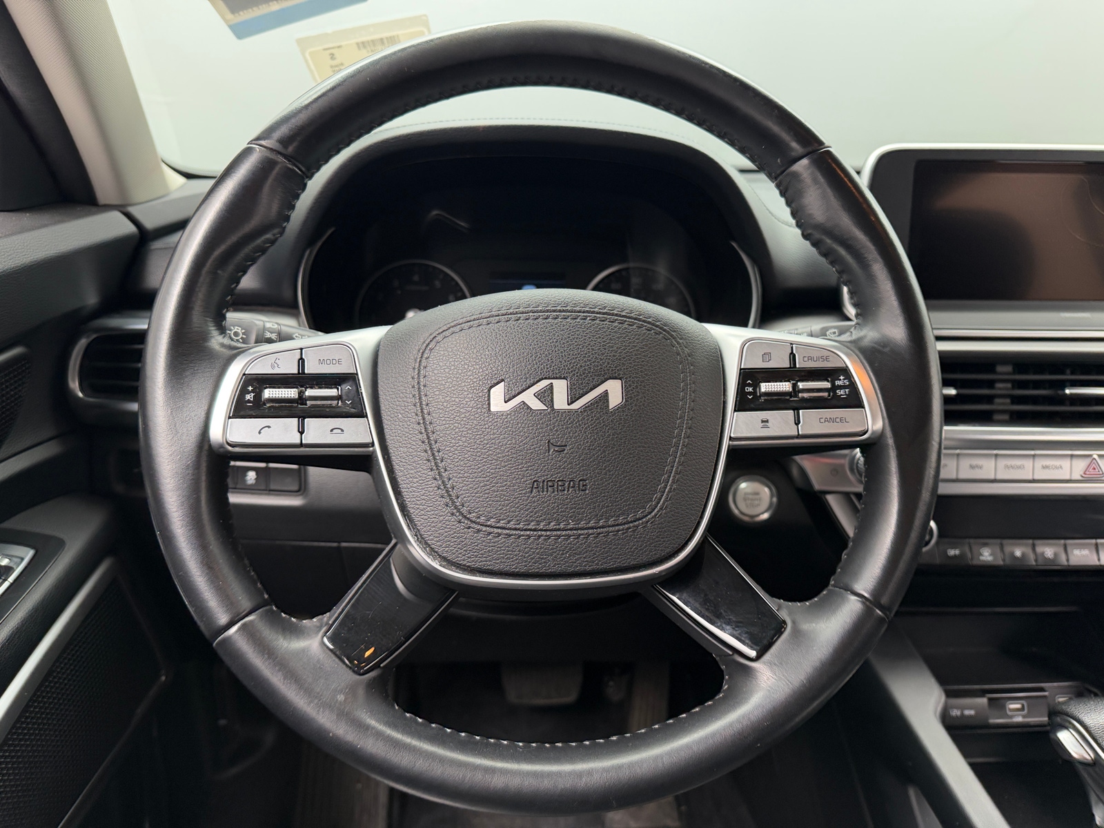 Thumbnail: 2022 Kia Telluride - 4