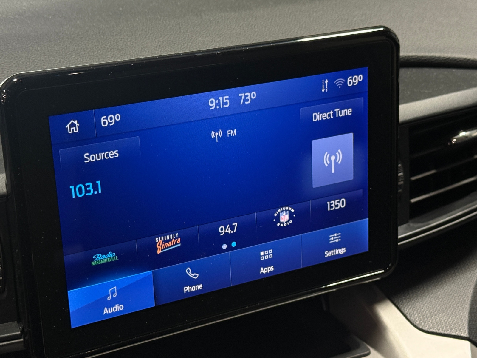 Thumbnail: 2022 Ford Explorer - 4