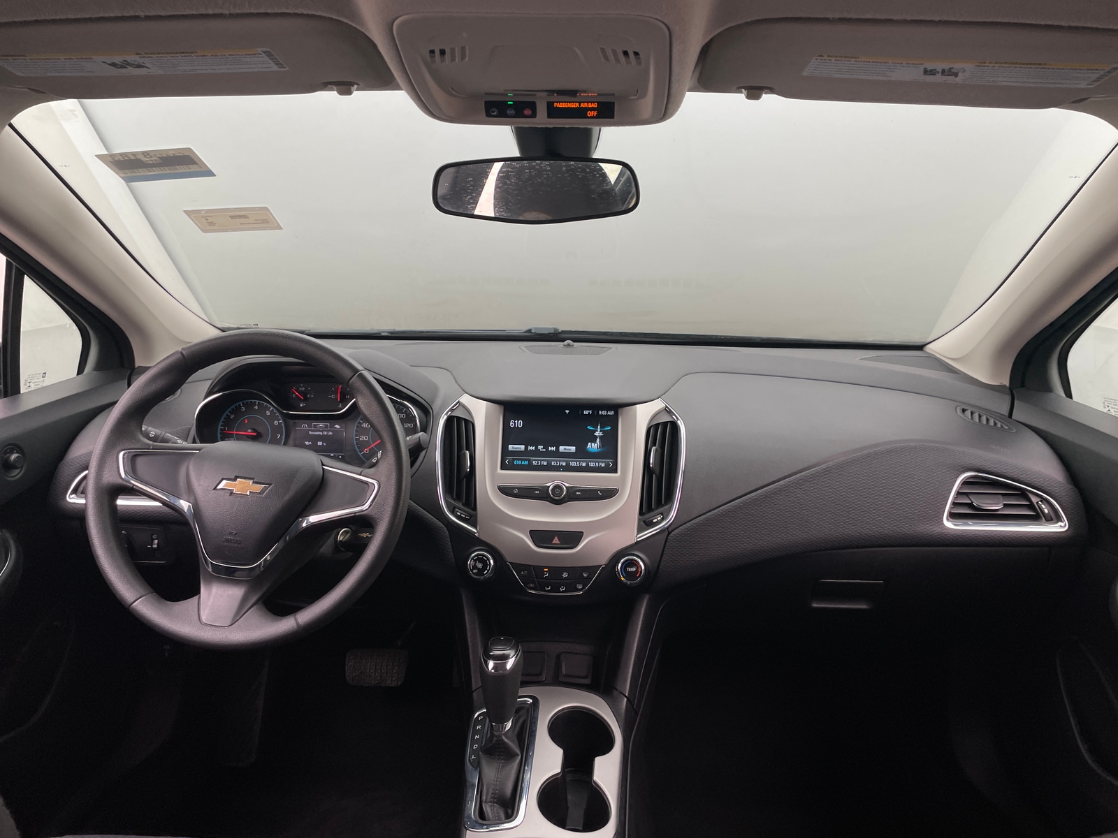 Thumbnail: 2018 Chevrolet Cruze - 3