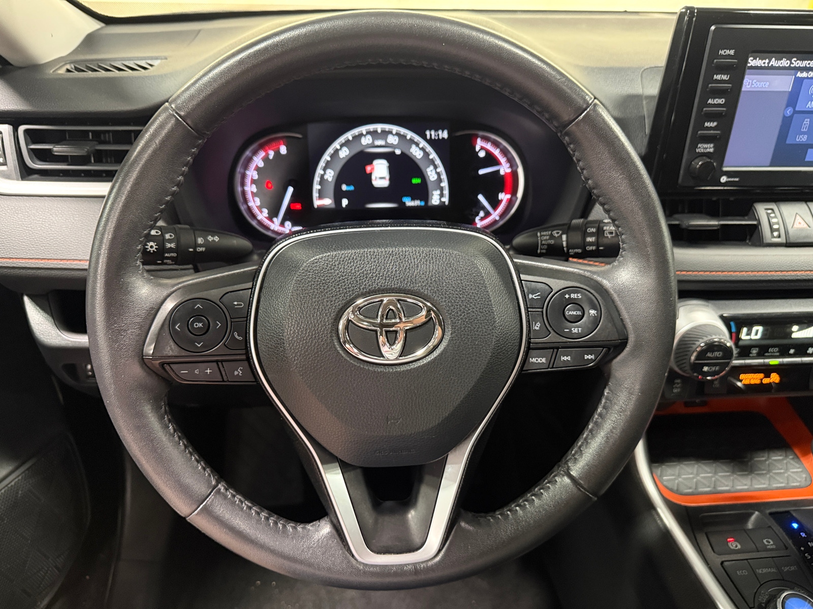 Thumbnail: 2022 Toyota RAV4 - 4