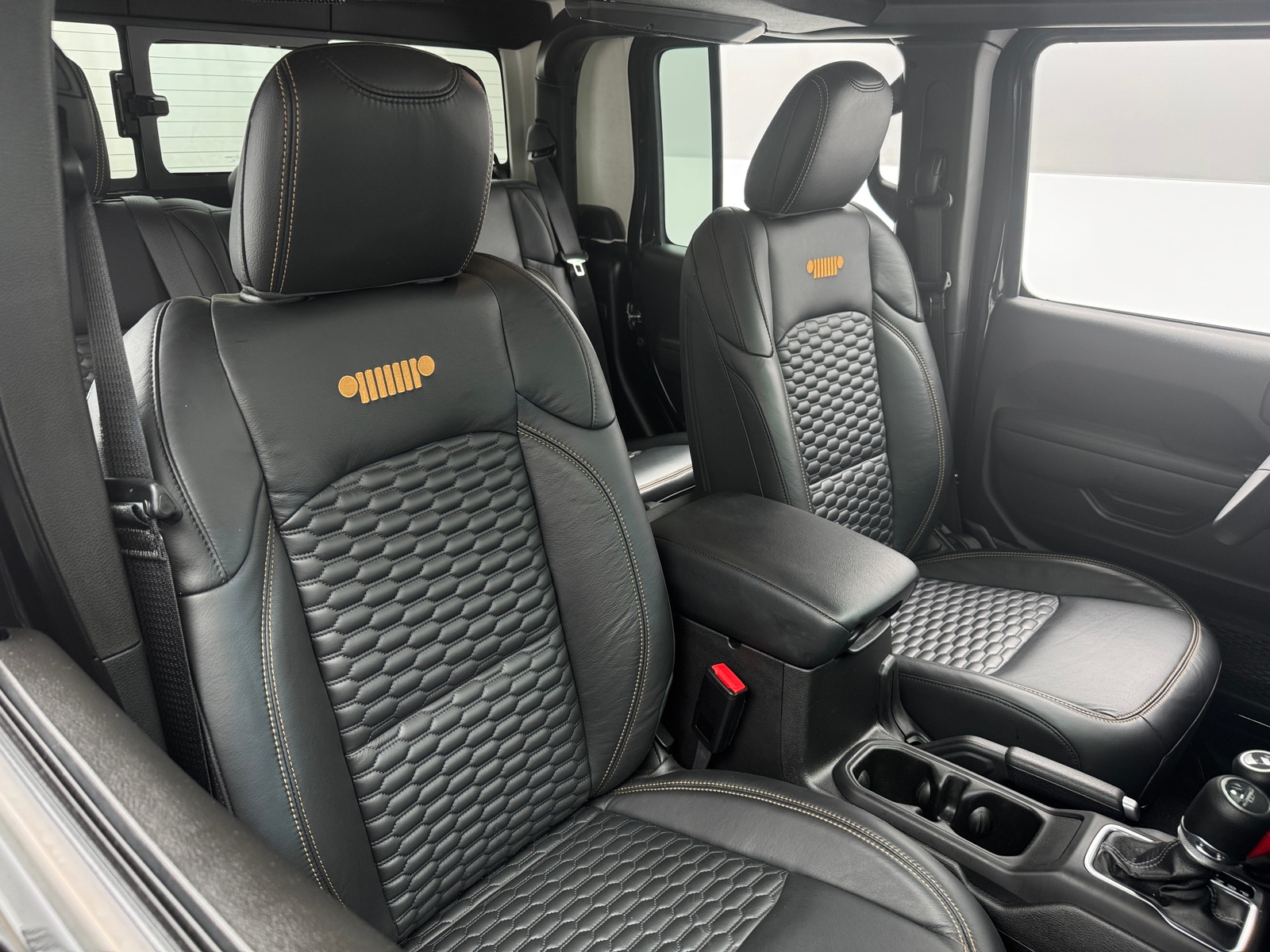 Thumbnail: 2025 Jeep Gladiator - 2