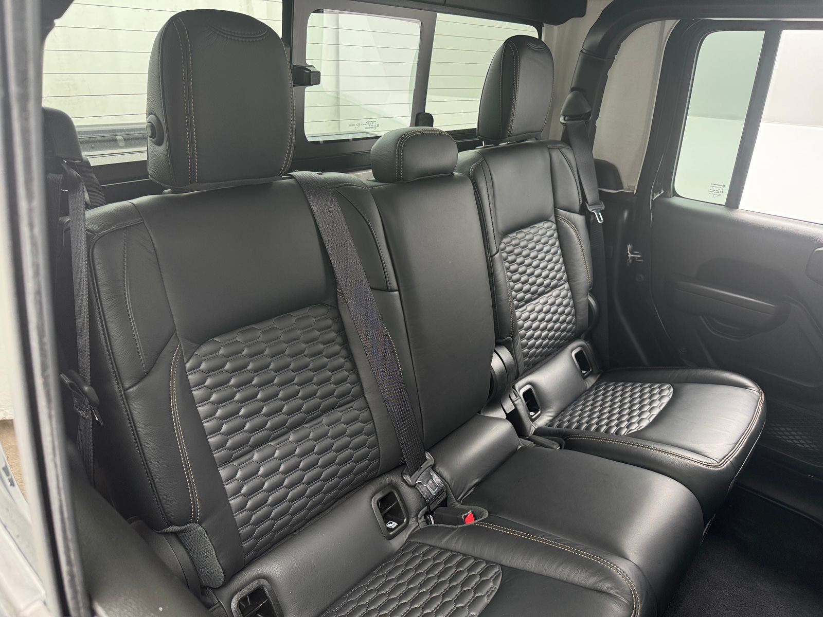 Thumbnail: 2025 Jeep Gladiator - 6