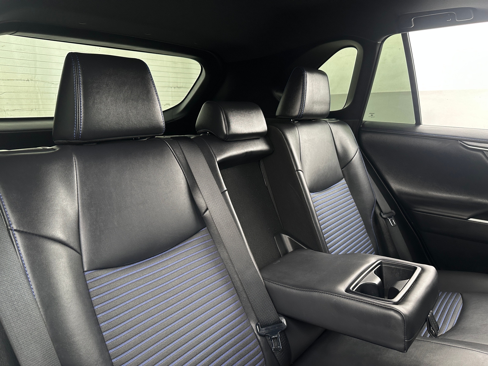 Thumbnail: 2023 Toyota RAV4 - 5