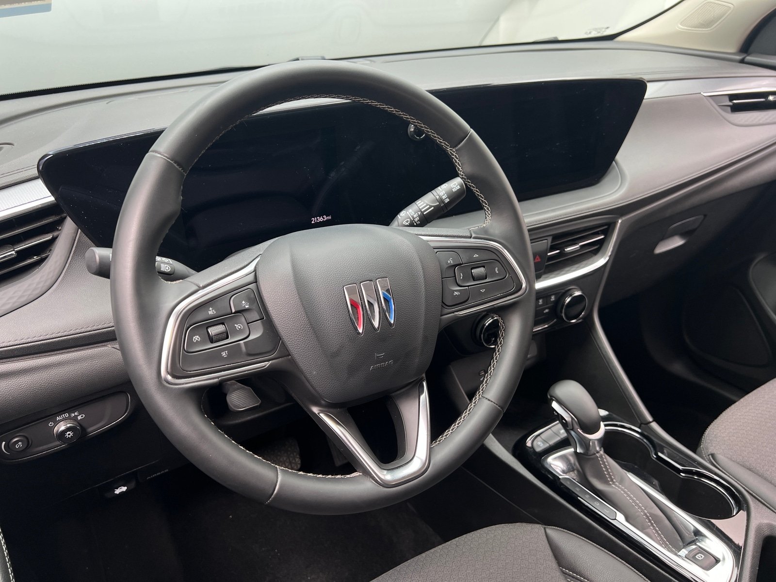 Thumbnail: 2025 Buick Encore GX - 4