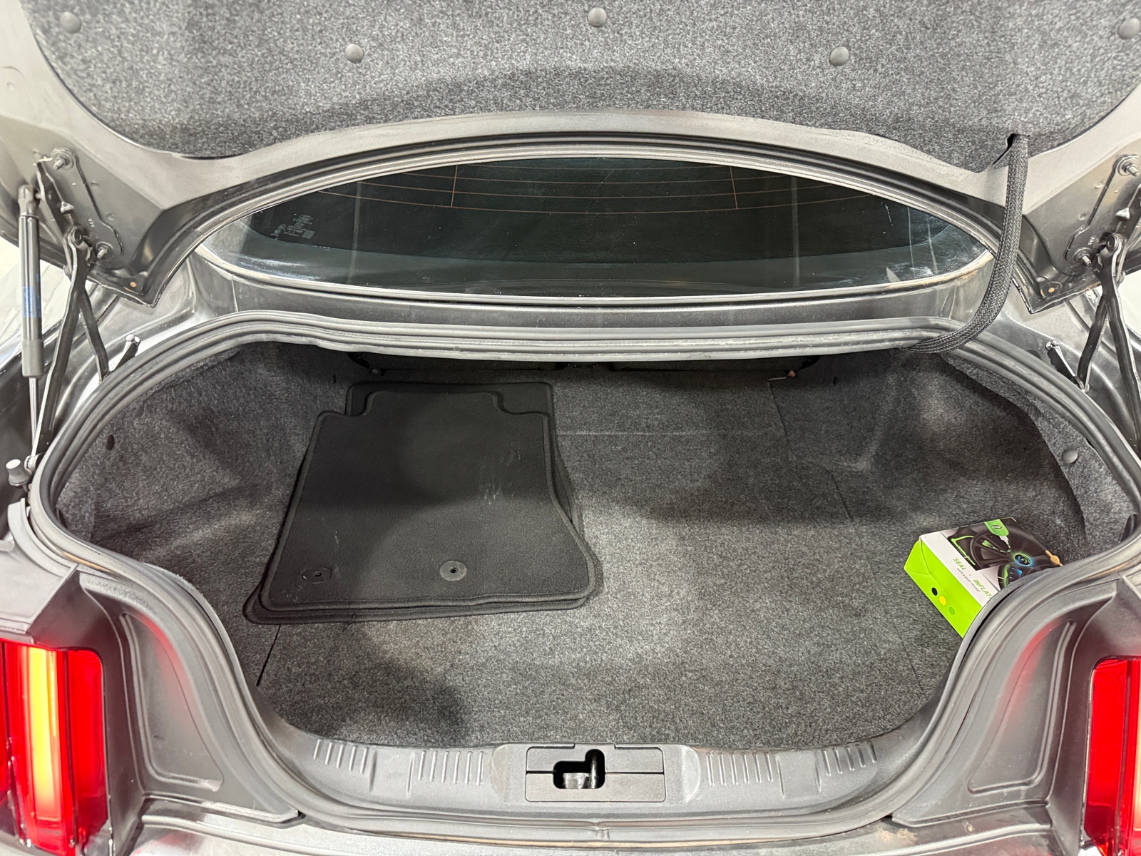 Thumbnail: 2017 Ford Mustang - 4