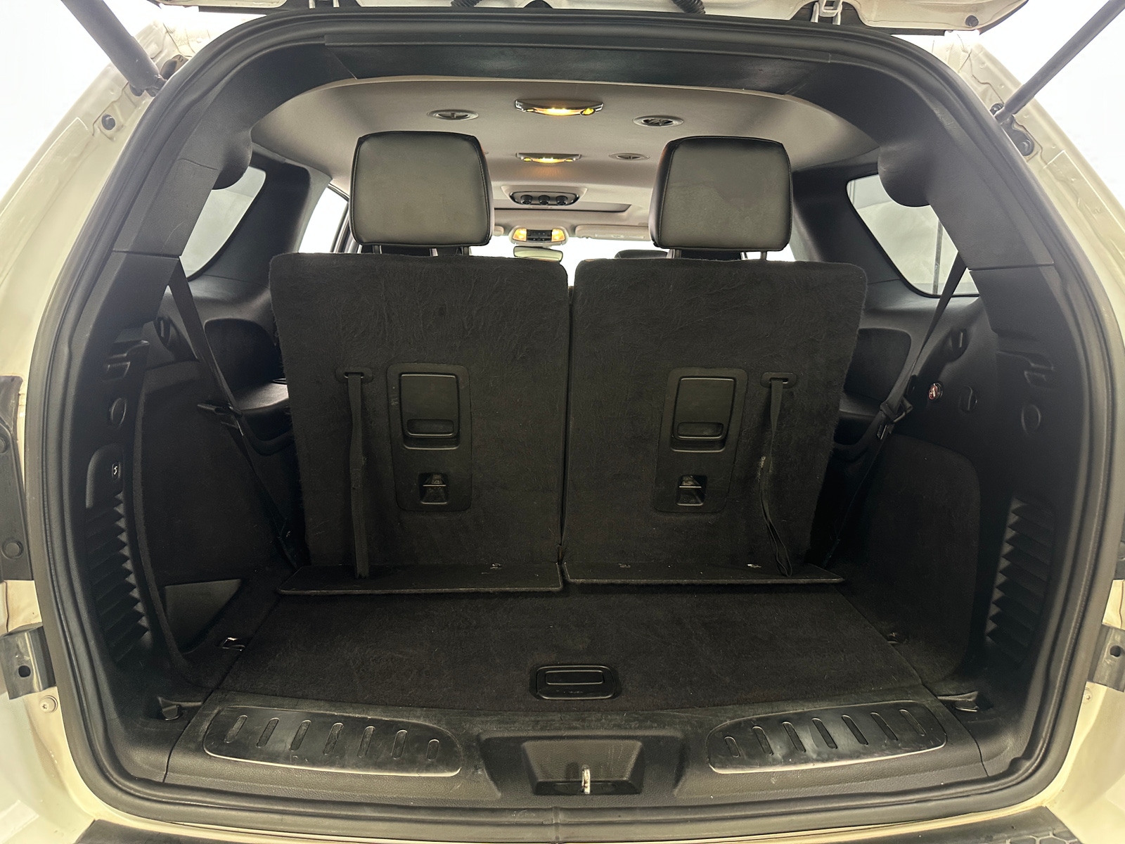 Thumbnail: 2018 Dodge Durango - 6