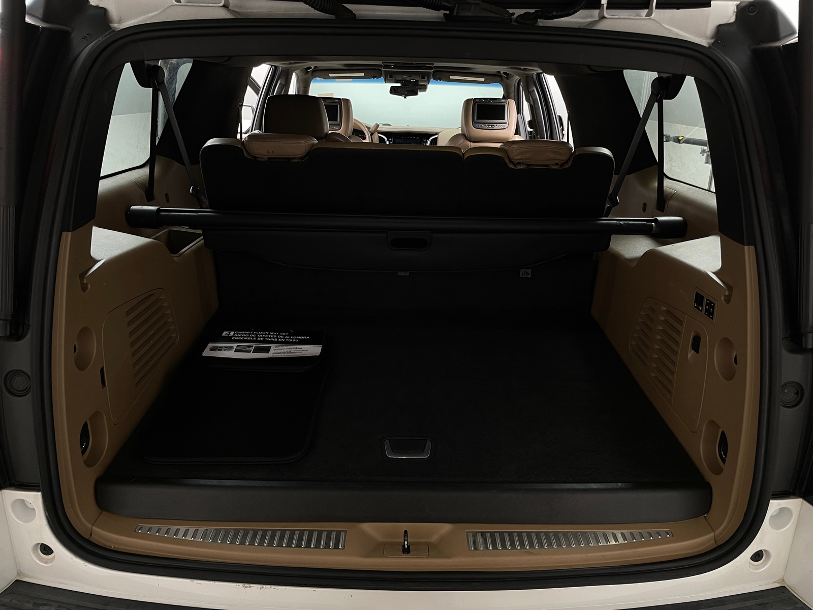 Thumbnail: 2018 Cadillac Escalade - 6