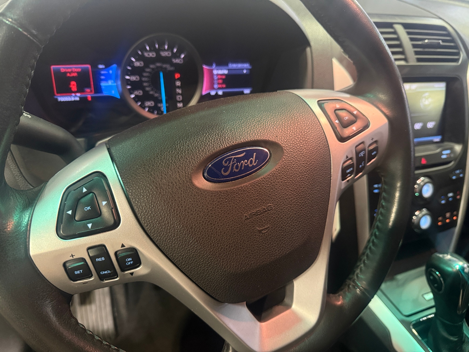 Thumbnail: 2013 Ford Explorer - 5