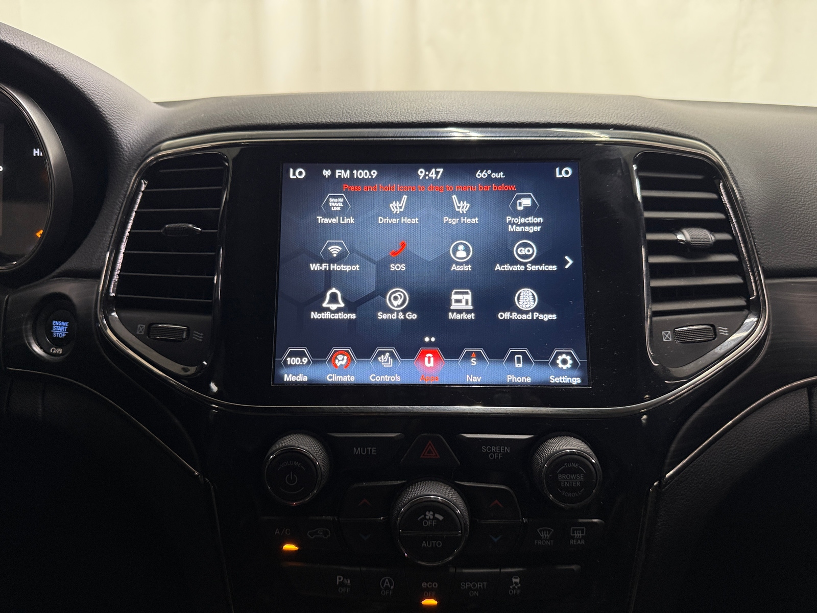 Thumbnail: 2021 Jeep Grand Cherokee - 3