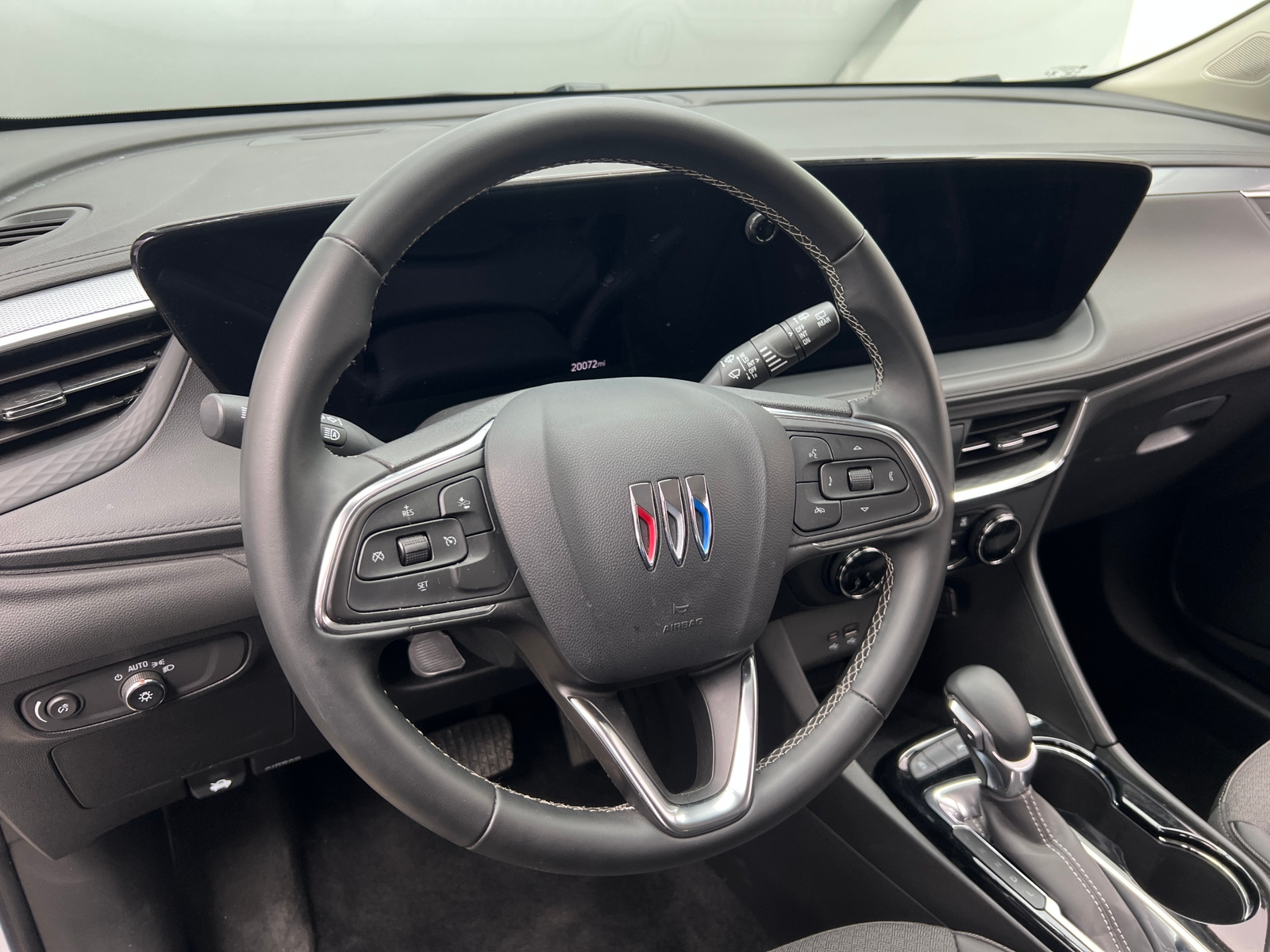 Thumbnail: 2025 Buick Encore GX - 4