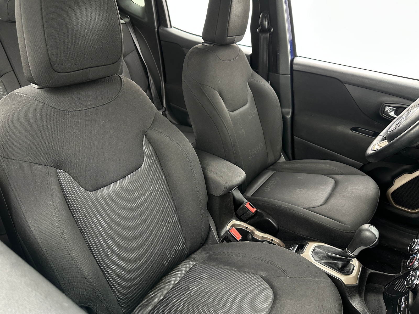 Thumbnail: 2017 Jeep Renegade - 2