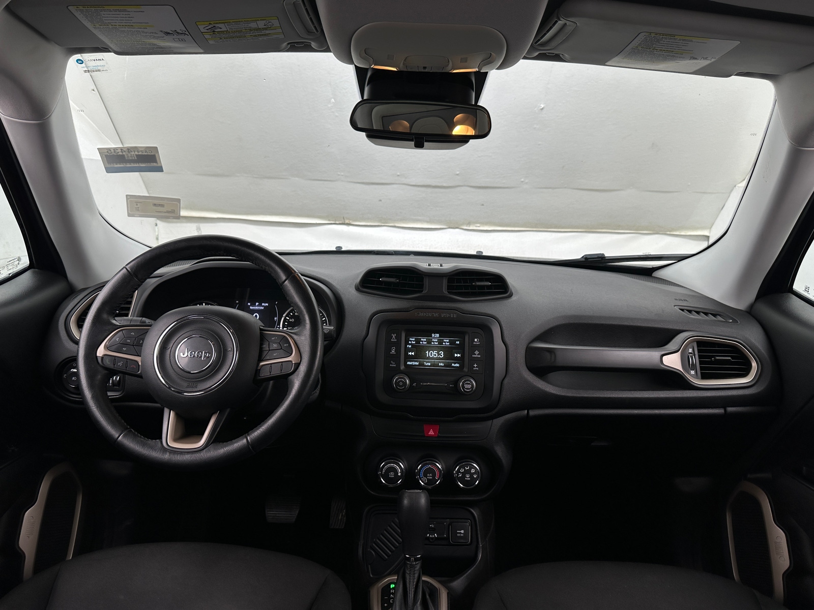 Thumbnail: 2017 Jeep Renegade - 3