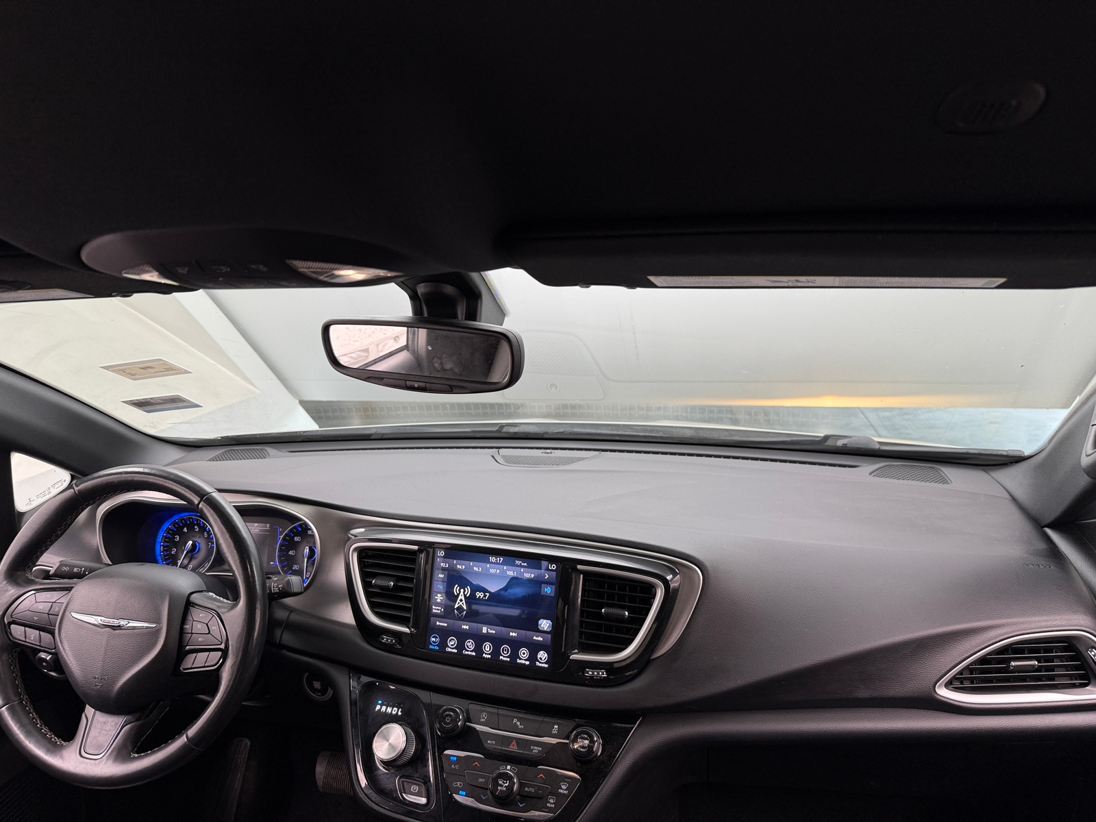 Thumbnail: 2020 Chrysler Pacifica - 2