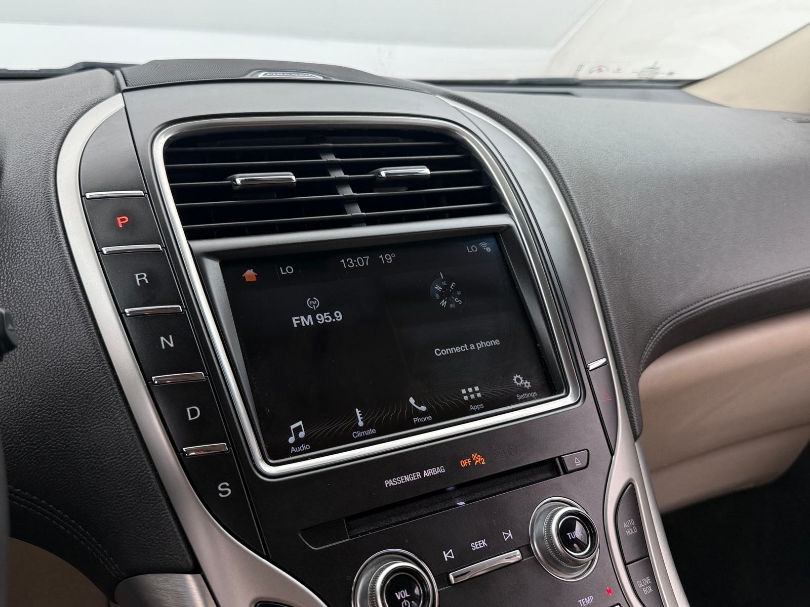 Thumbnail: 2018 Lincoln MKX - 3
