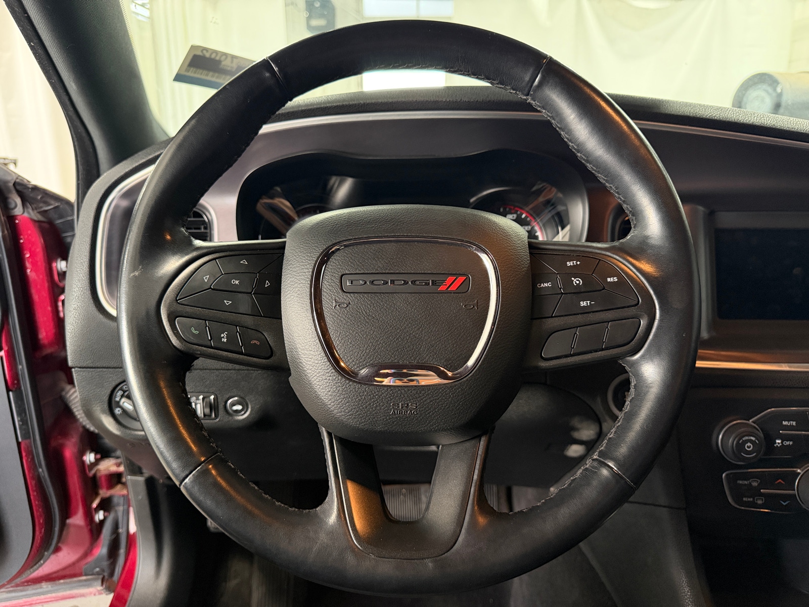 Thumbnail: 2020 Dodge Charger - 5