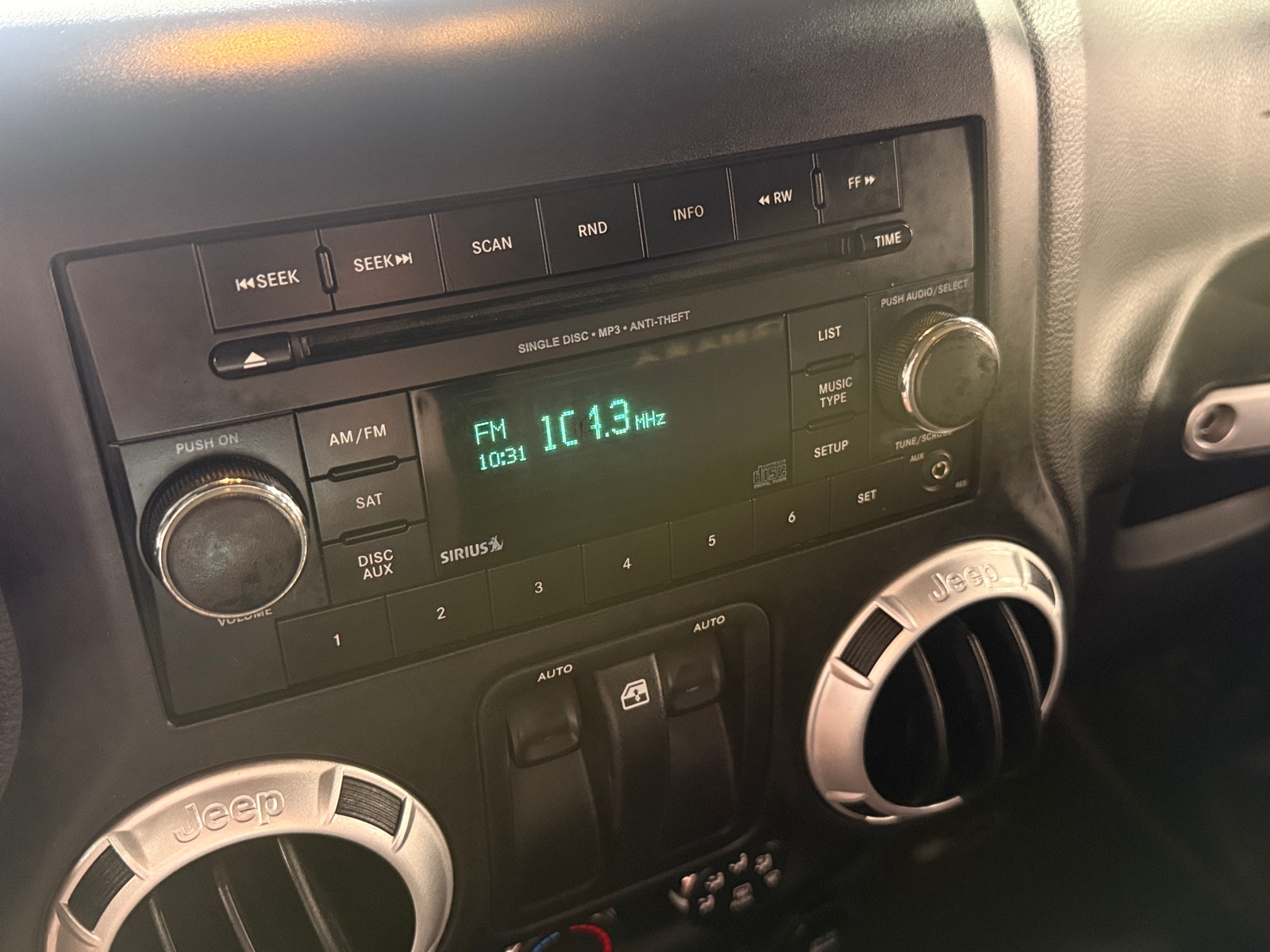 Thumbnail: 2014 Jeep Wrangler - 4