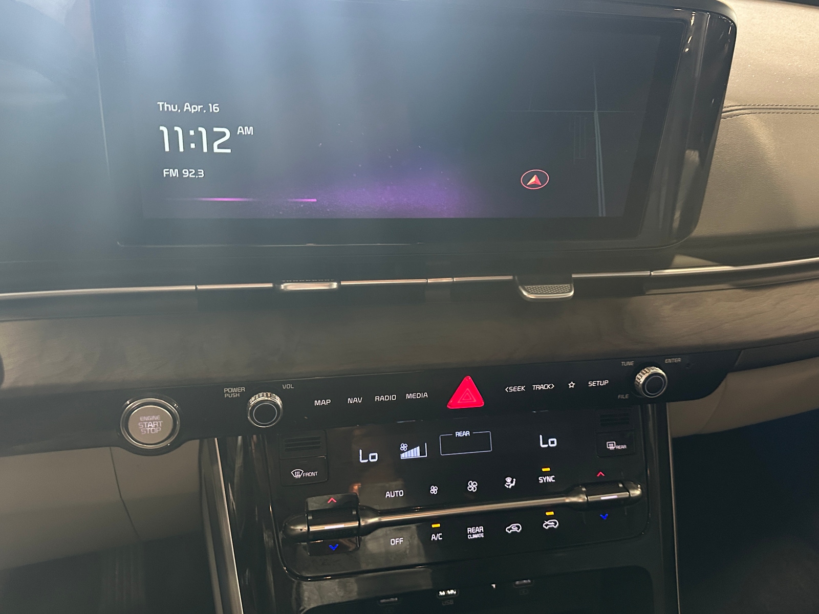 Thumbnail: 2024 Kia Carnival - 3